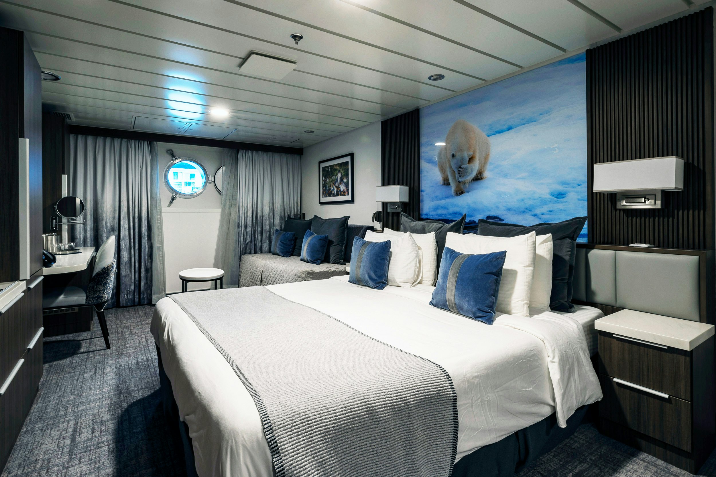 Aurora Stateroom Triple Bedroom