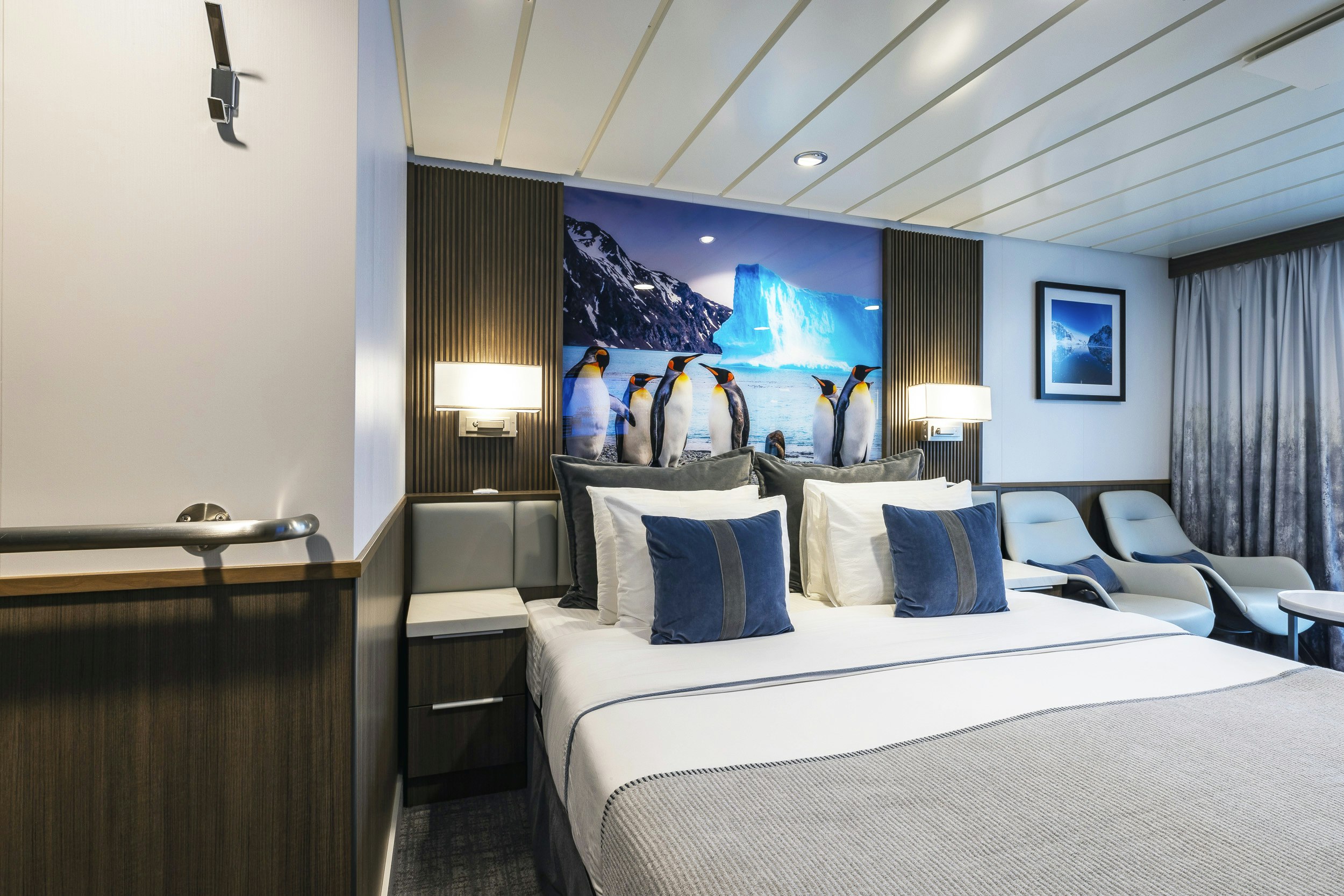 SE Balcony Stateroom Category B Bedroom