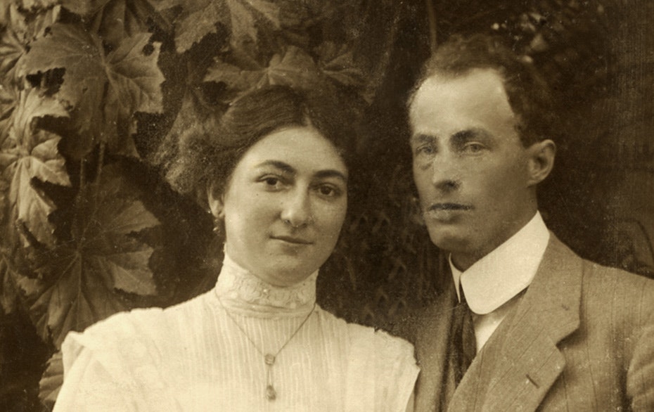 Douglas Mawson and Paquita Mawson c.1910