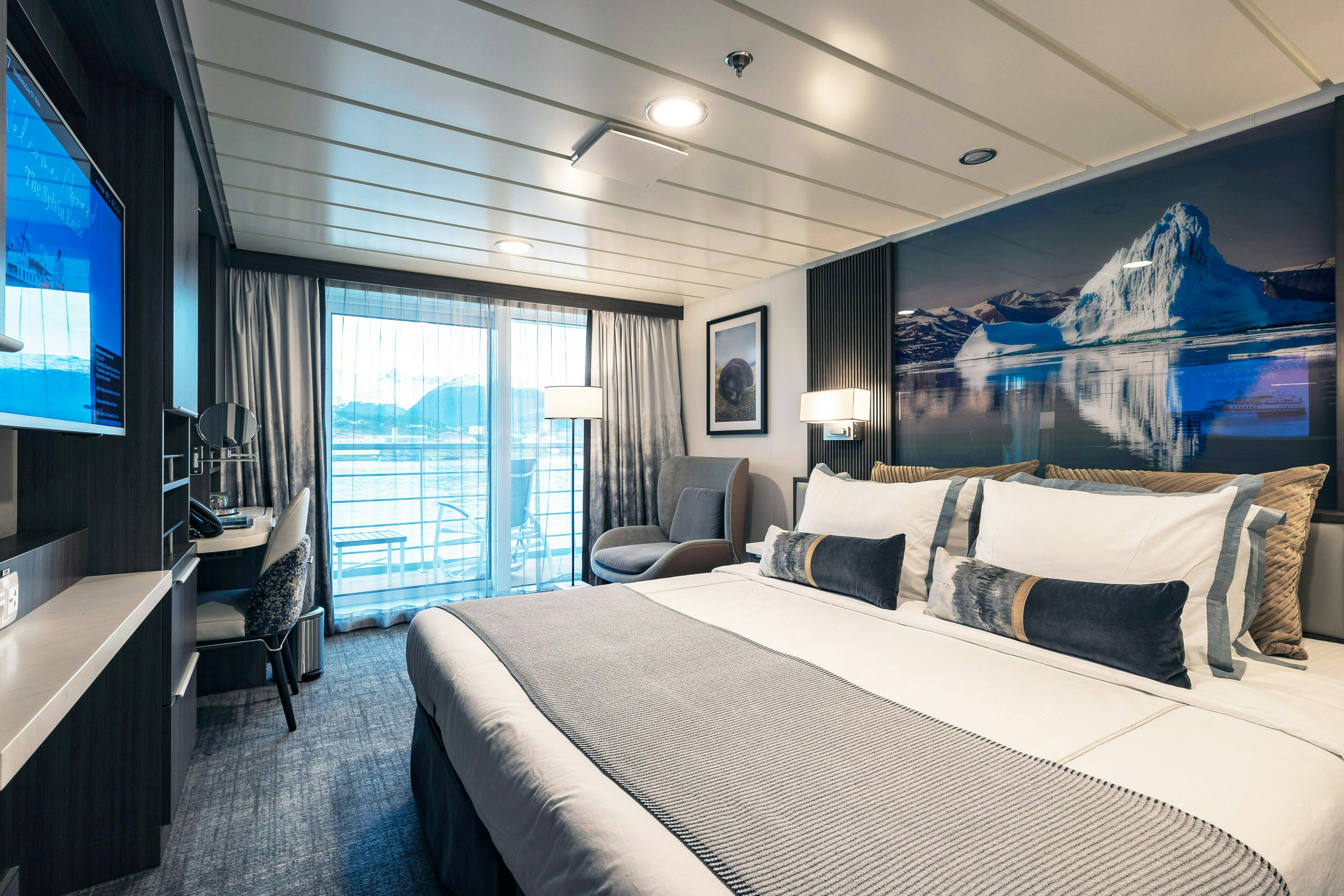 Captain's Suite Bedroom