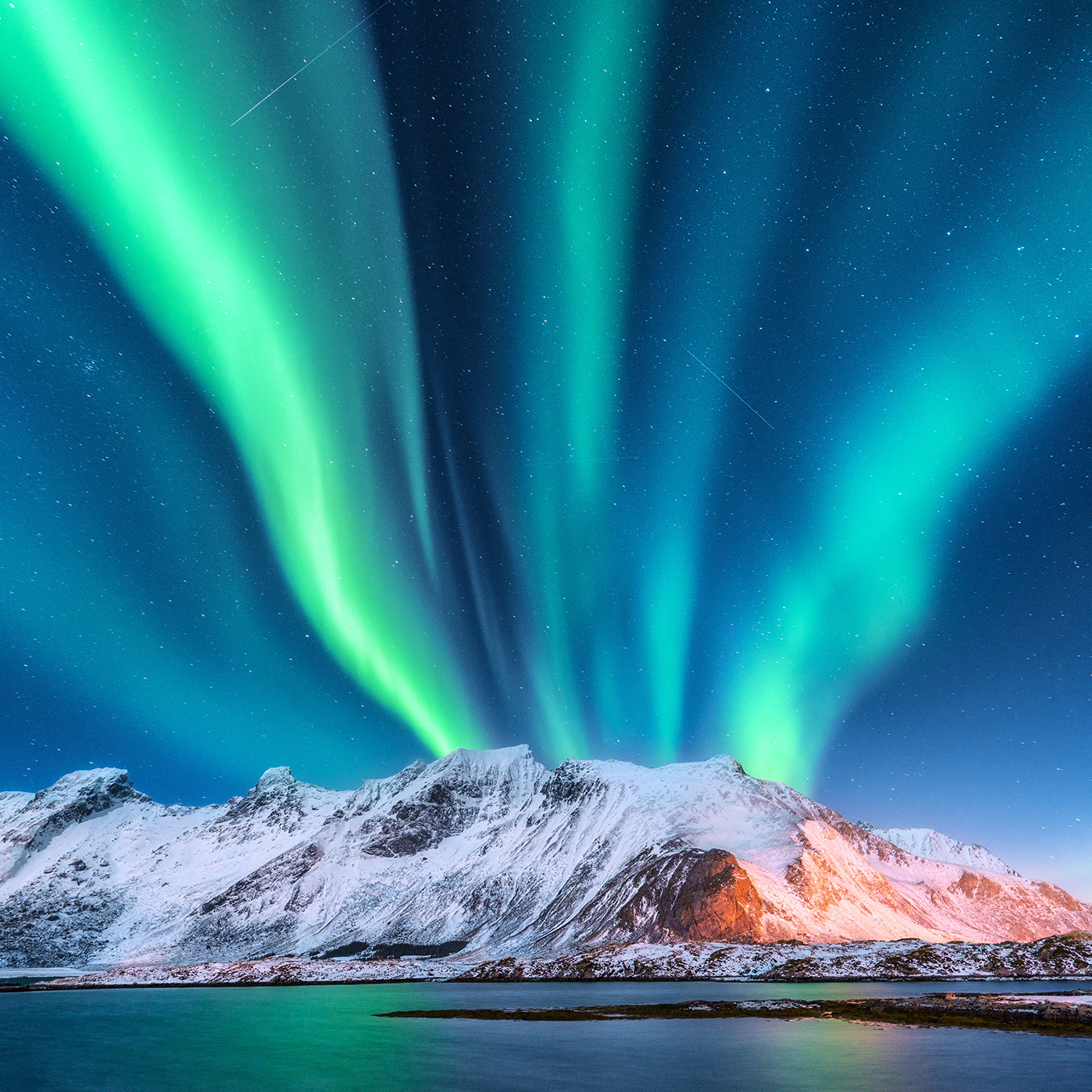 Northern Lights 2026 Predictions & Complete Viewing Guide | Aurora
