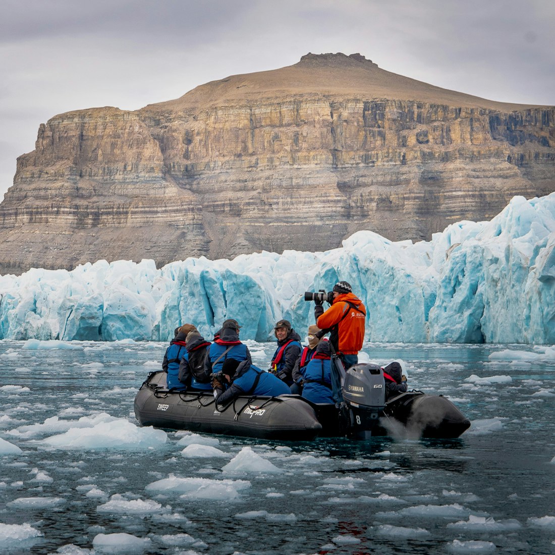 northwest-passage-zodiac-cruise